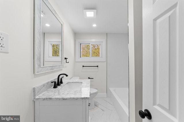 100 COLWICK DR, Somers Point, NJ 08244