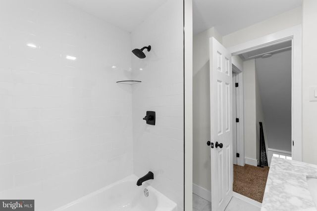 100 COLWICK DR, Somers Point, NJ 08244