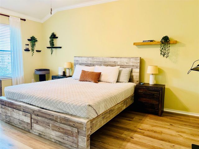 18720 Royal Pointe DR, Pflugerville, TX 78660