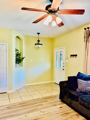 18720 Royal Pointe DR, Pflugerville, TX 78660