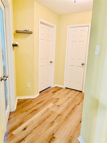 18720 Royal Pointe DR, Pflugerville, TX 78660