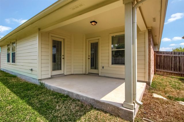 18720 Royal Pointe DR, Pflugerville, TX 78660