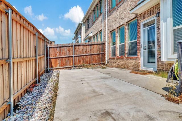 3724 Sicily Street, Irving, TX 75038
