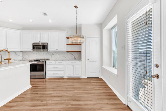 3724 Sicily Street, Irving, TX 75038