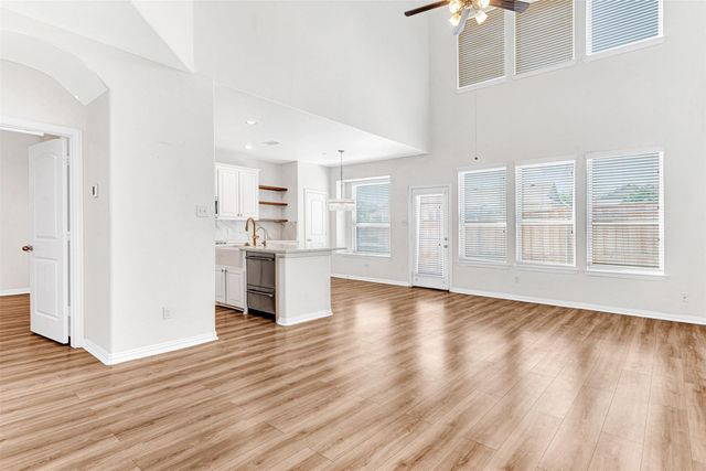 3724 Sicily Street, Irving, TX 75038