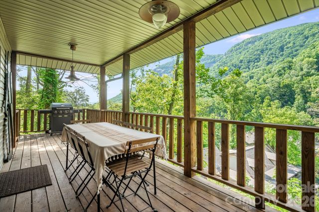 950 Main Street 5, Chimney Rock, NC 28720