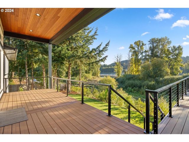 19697 Se COTTONWOOD St, Milwaukie, OR 97267