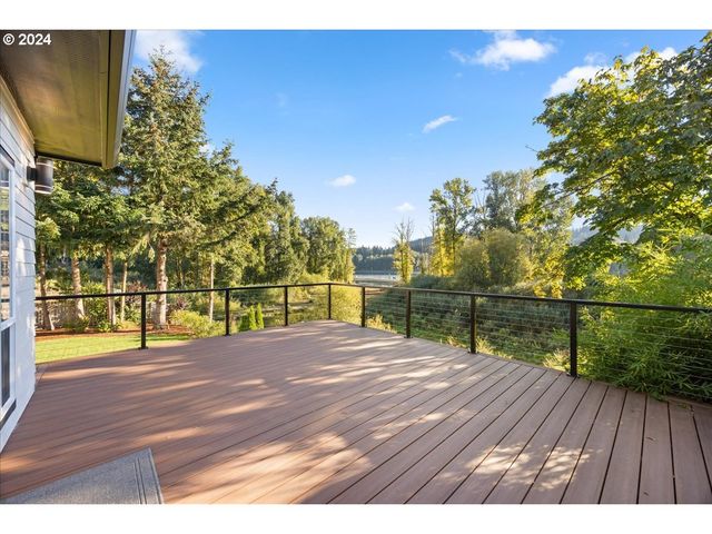 19697 Se COTTONWOOD St, Milwaukie, OR 97267