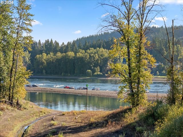 19697 Se COTTONWOOD St, Milwaukie, OR 97267
