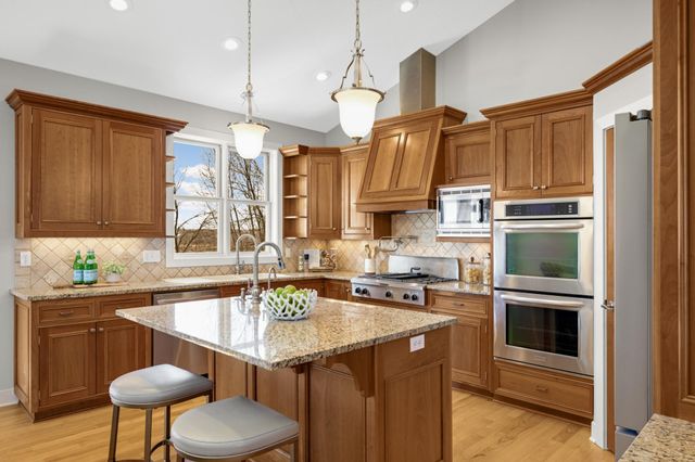 14275 Geneva Avenue N, Hugo, MN 55038