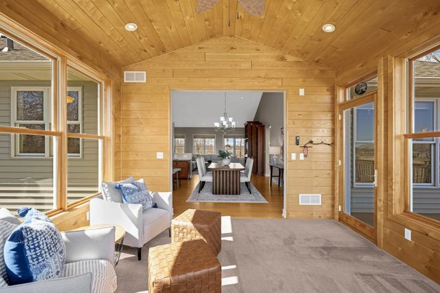 14275 Geneva Avenue N, Hugo, MN 55038