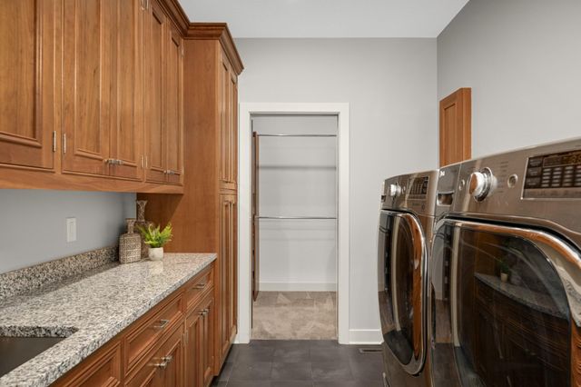 14275 Geneva Avenue N, Hugo, MN 55038