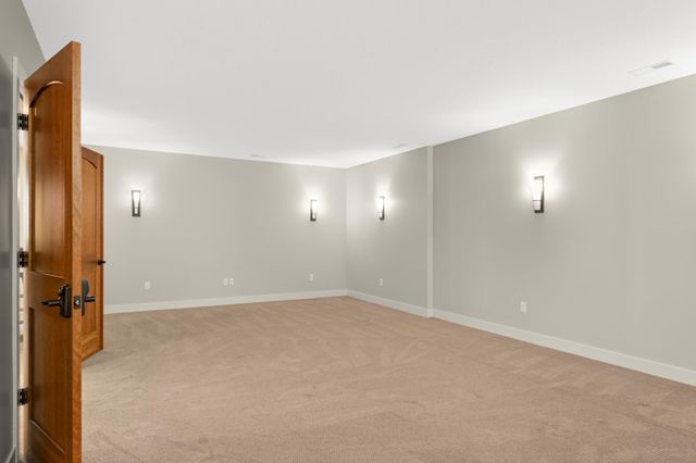 14275 Geneva Avenue N, Hugo, MN 55038