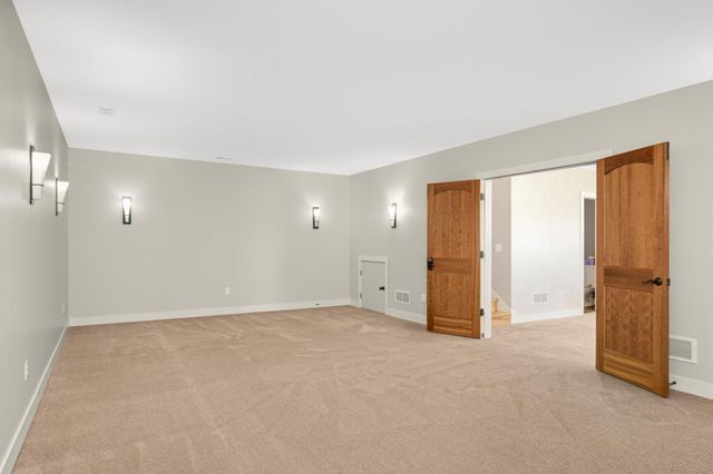 14275 Geneva Avenue N, Hugo, MN 55038