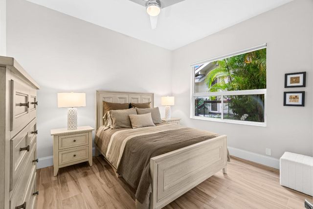 17629 Ashbourne Way A, Boca Raton, FL 33496