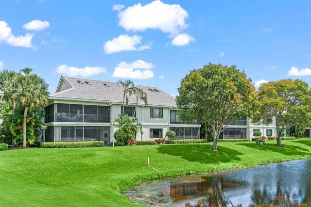 17629 Ashbourne Way A, Boca Raton, FL 33496