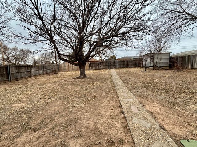 2101 N WASHINGTON Street, Amarillo, TX 79107