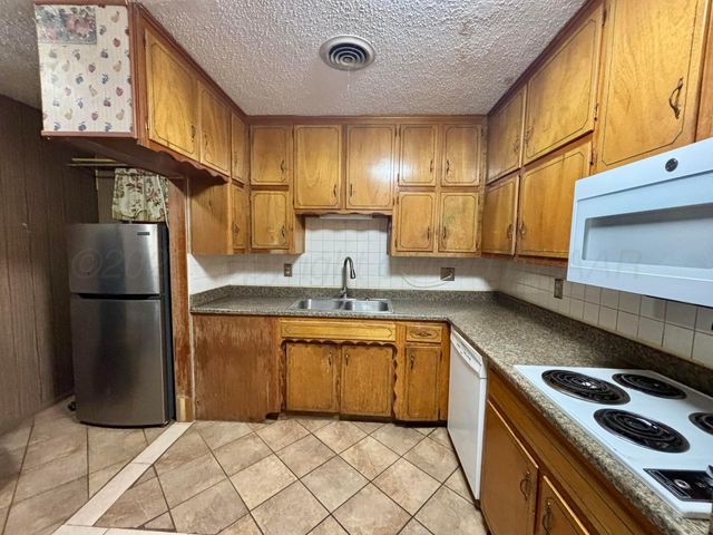 2101 N WASHINGTON Street, Amarillo, TX 79107