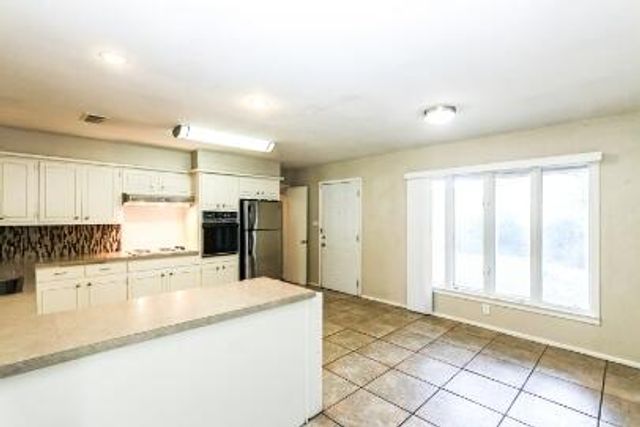 2517 33rd Street, Lubbock, TX 79410