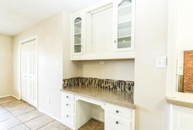 2517 33rd Street, Lubbock, TX 79410