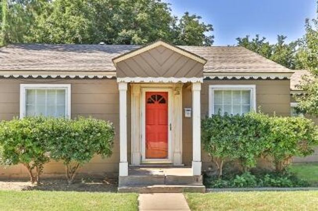 2517 33rd Street, Lubbock, TX 79410