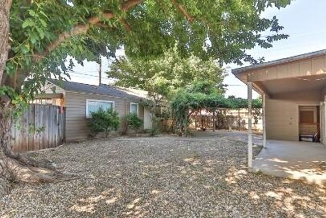 2517 33rd Street, Lubbock, TX 79410