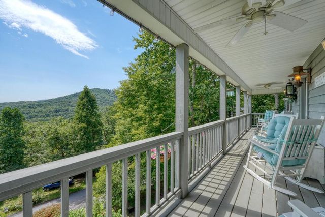 51 Sourwood Lane, Hayesville, NC 28904
