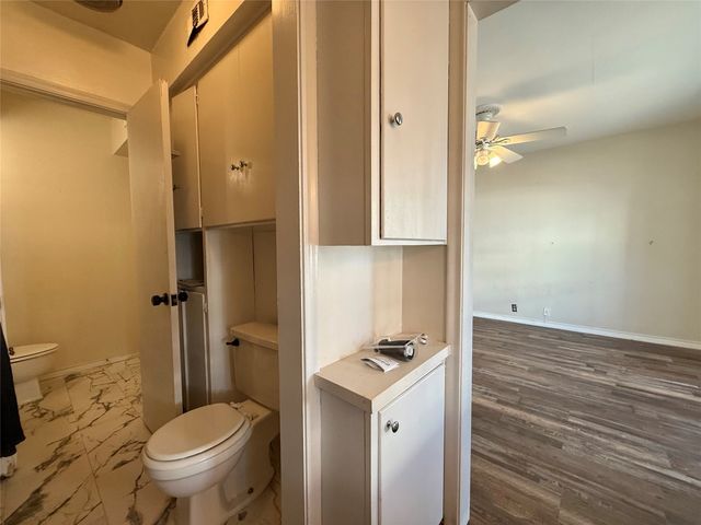 7830 Meadow Park Drive 209, Dallas, TX 75230