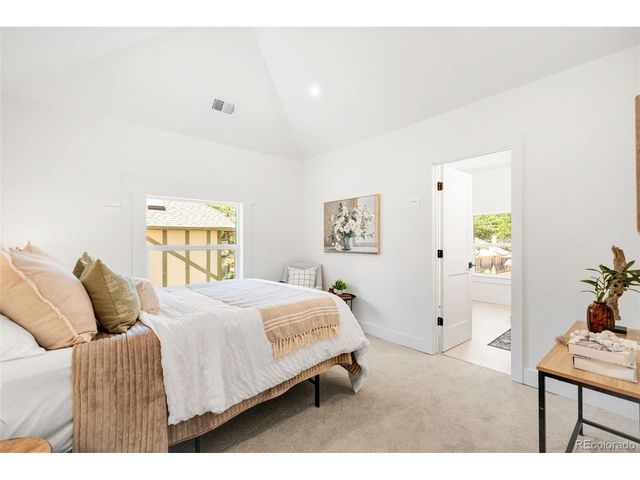 2343 Dahlia St, Denver, CO 80207