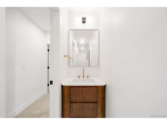 2343 Dahlia St, Denver, CO 80207