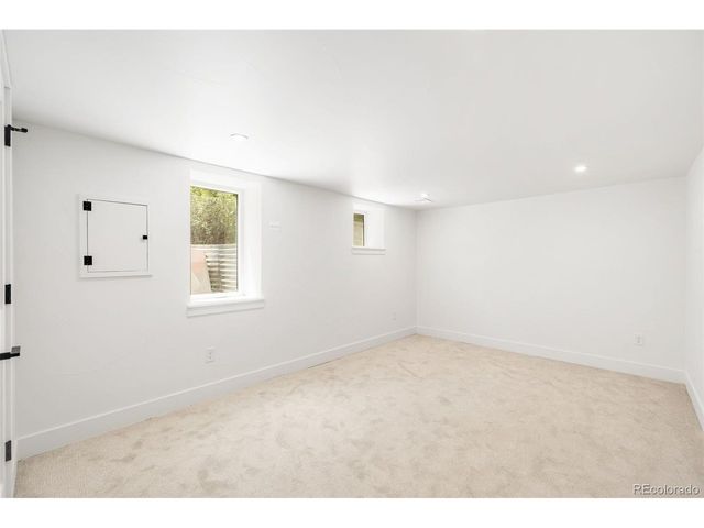 2343 Dahlia St, Denver, CO 80207