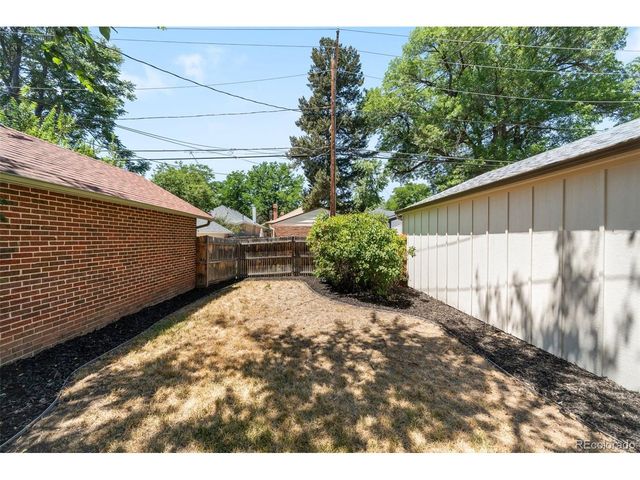 2343 Dahlia St, Denver, CO 80207
