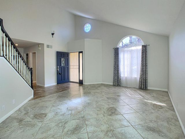 12702 Los Coches Ct., Lakeside, CA 92040