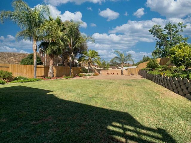 12702 Los Coches Ct., Lakeside, CA 92040