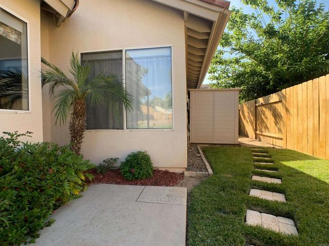 12702 Los Coches Ct., Lakeside, CA 92040