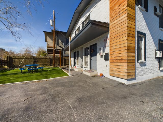 5300 Guadalupe ST 6206, Austin, TX 78751