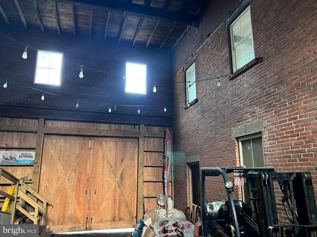 20 N MAIN ST, Richlandtown, PA 18955