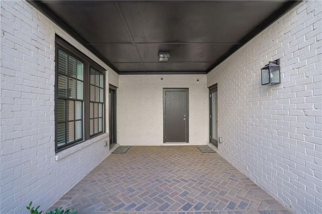 6572 Aria Village Drive, Sandy Springs, GA 30328