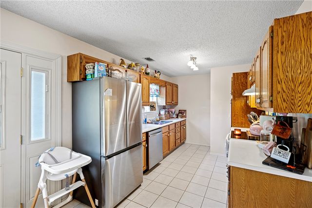 80 Kaeli Cove, Dover, AR 72837
