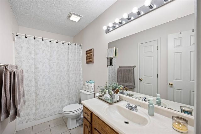 80 Kaeli Cove, Dover, AR 72837