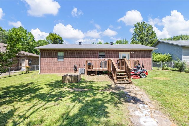 80 Kaeli Cove, Dover, AR 72837