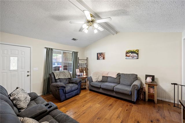 80 Kaeli Cove, Dover, AR 72837
