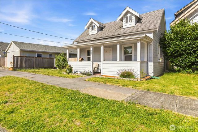 336 SW 3rd Avenue, Castle Rock, WA 98611