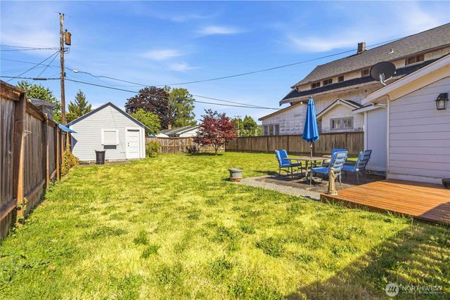 336 SW 3rd Avenue, Castle Rock, WA 98611