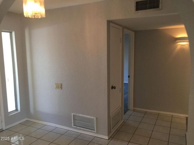 5623 E ASTER Drive, Scottsdale, AZ 85254