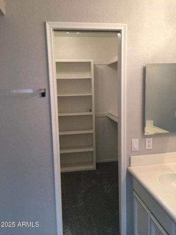 5623 E ASTER Drive, Scottsdale, AZ 85254