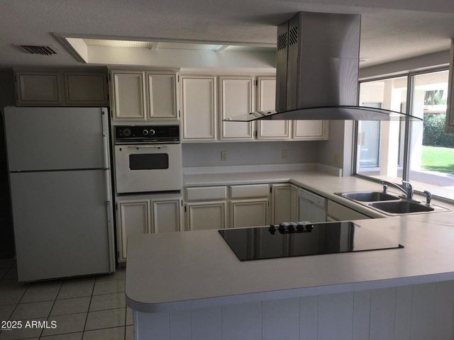 5623 E ASTER Drive, Scottsdale, AZ 85254