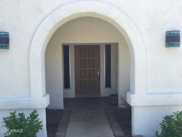 5623 E ASTER Drive, Scottsdale, AZ 85254