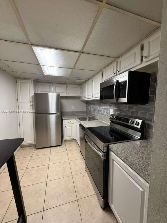 1800 Sans Souci Blvd 442, North Miami, FL 33181