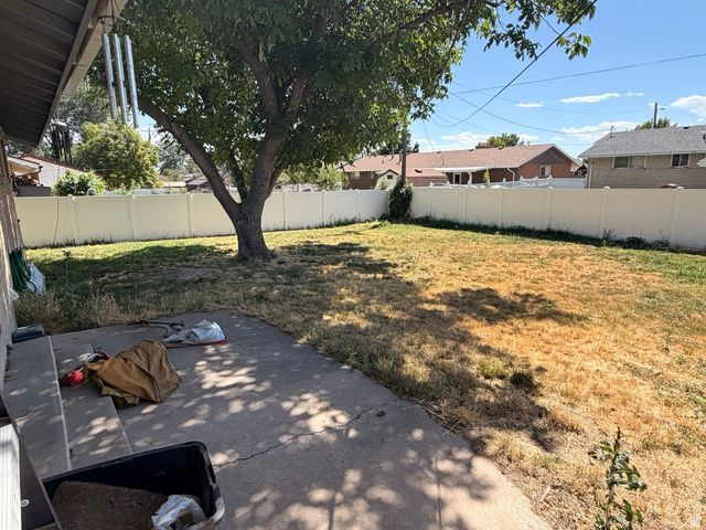 1274 S 1250 E, Clearfield, UT 84015